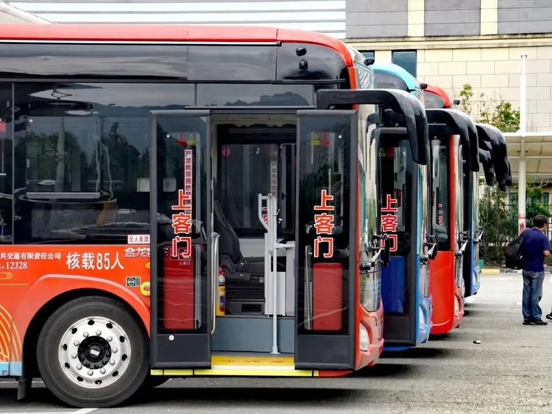 バス用漏れ防止エアタンク